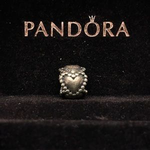 PANDORA Charm - Circle of Hearts